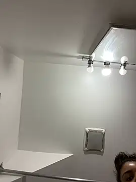 bellacagyal online show from January 11, 7:35 am