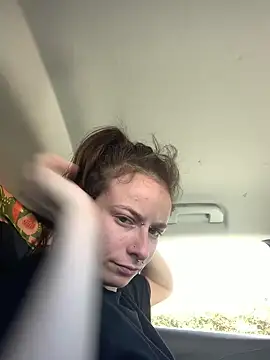 GoldenPussy1329 online show from March 27, 2:07 pm