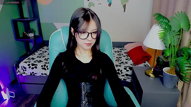 Azaliya Haze online show from November 19, 8:20 pm