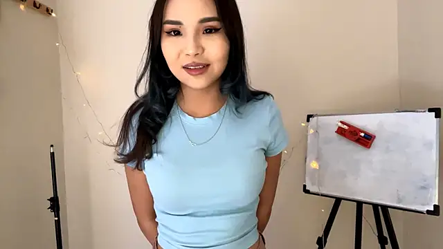 CarollFalick online show from November 25, 5:31 am