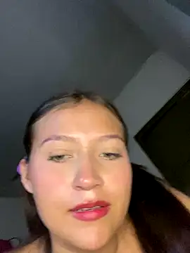 Snapshot of Cielo6925 chatting on October 18, 2:53 pm Cielo6925 online show from October 18, 2:53 pm