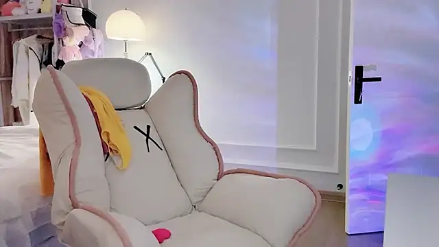 Titi-175 online show from April 2, 12:24 pm