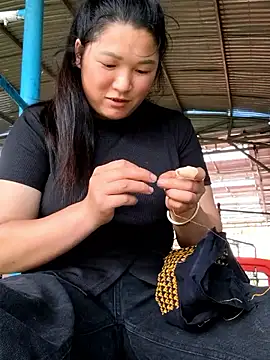 linhmiucute online show from October 10, 4:50 am