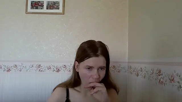 Snapshot of 0nlyLola chatting on October 15, 9:56 am 0nlyLola online show from October 15, 9:56 am