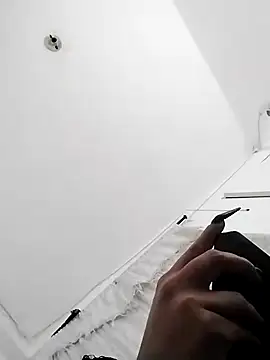 RobertaxGutierrez online show from October 14, 7:11 am