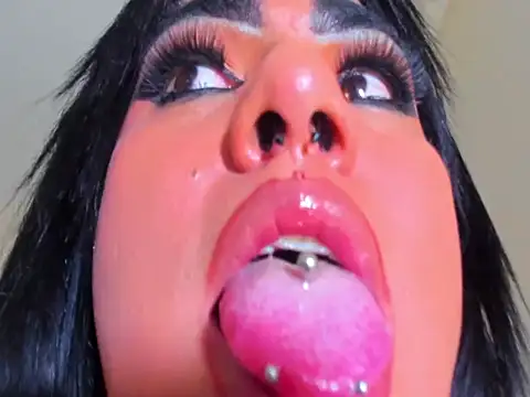 RobertaxGutierrez online show from October 31, 9:02 am