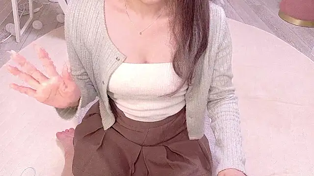 Snapshot of MAYU_cha chatting on October 12, 8:50 am MAYU cha online show from October 12, 8:50 am