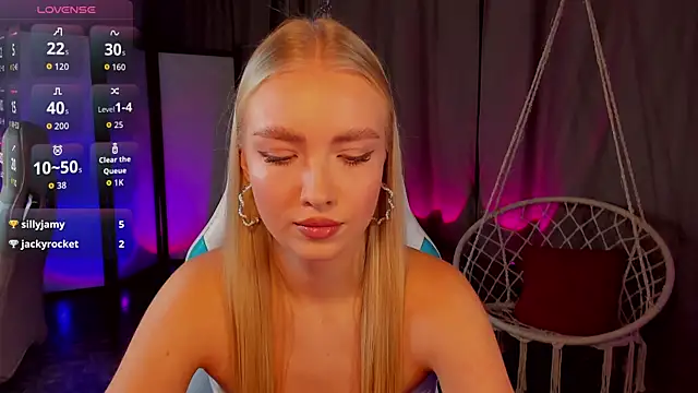 TessaGrays online show from December 20, 8:29 am