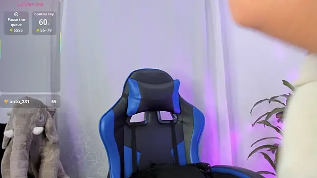 aleaa x online show from November 4, 1:21 am