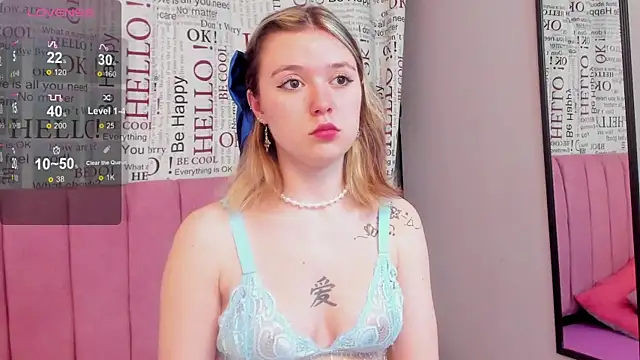 Lucia Copper online show from October 19, 1:02 pm