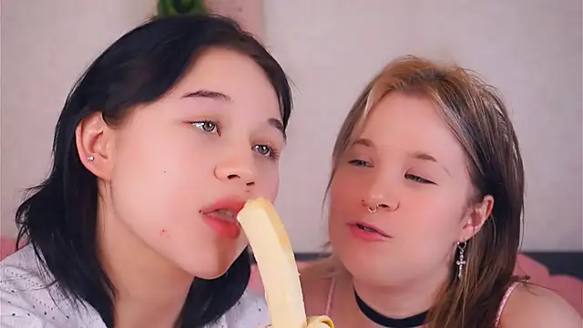 EviaVanveen online show from November 26, 8:26 am