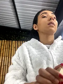 cloe taylor   online show from November 2, 3:43 am