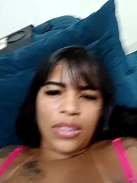 Snapshot of Indiazinha_quente chatting on October 1, 7:24 am Indiazinha quente online show from October 1, 7:24 am