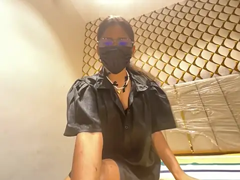 dubyzubygirl online show from October 17, 7:06 pm