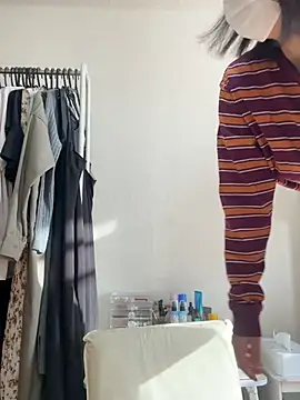 mia2 jp online show from March 7, 10:50 pm