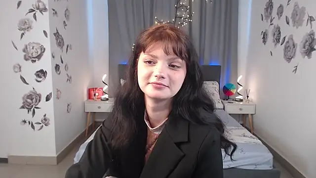 Snapshot of MileyRood chatting on October 11, 12:26 am MileyRood online show from October 11, 12:26 am
