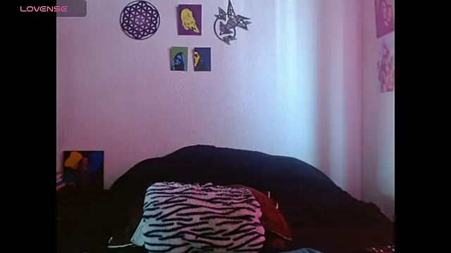 XxAntonellaxxx online show from November 6, 6:14 pm