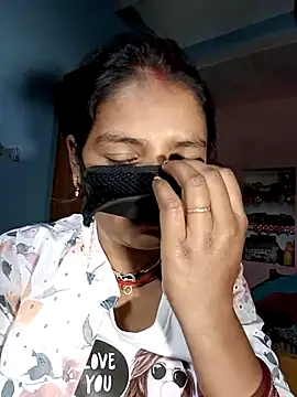 Neelam-baby1 online show from December 22, 6:22 pm