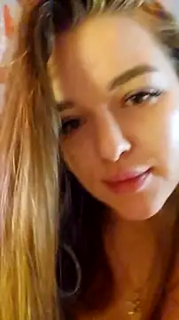 EmilyWhispers online show from February 16, 8:52 pm