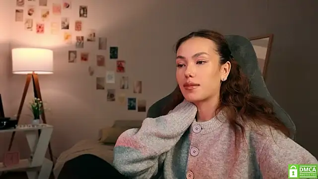 branchwithflowerss online show from November 18, 11:44 am