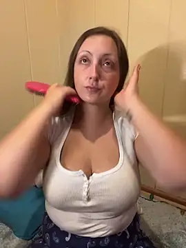 allnaturalmermaid online show from October 18, 7:15 pm