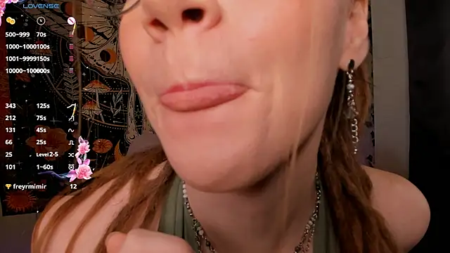 lyra thenymph online show from November 11, 12:06 am