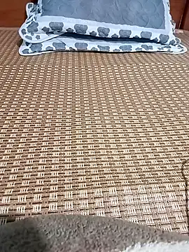 tulip-bae online show from October 21, 5:44 am