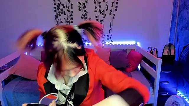 shy elina01 online show from December 4, 10:39 am