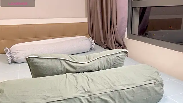 Lil asianxyz online show from January 11, 6:13 pm