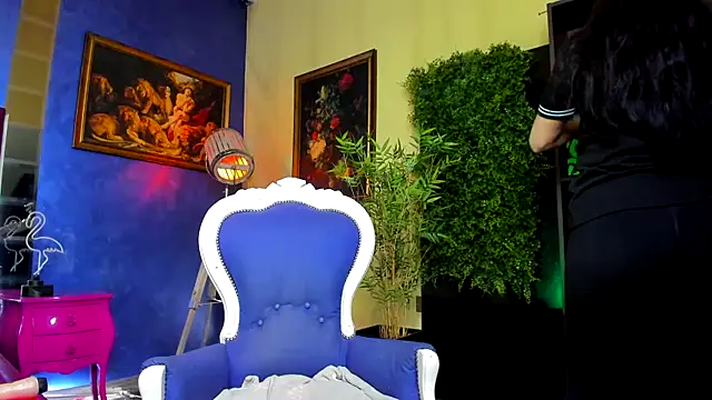 nicolepalmer online show from April 16, 7:19 am