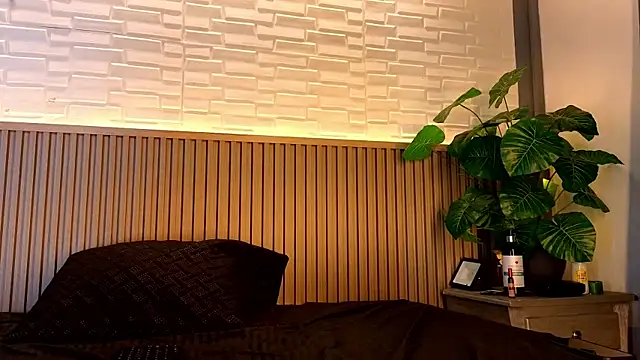 KarliSweet online show from October 24, 2:18 am