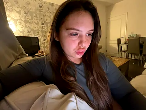 EllaStarrxxx online show from December 23, 5:55 am