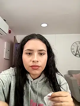 Snapshot of VictoriaVixxen chatting on October 13, 2:58 am VictoriaVixxen online show from October 13, 2:58 am