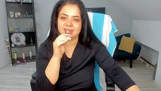 DennysseCharm online show from October 14, 3:42 am