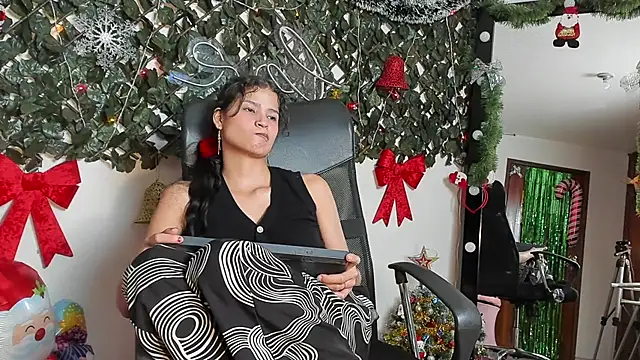 Samanta Ortiz online show from December 18, 7:40 pm