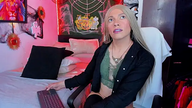 jess69jones online show from October 23, 4:57 pm