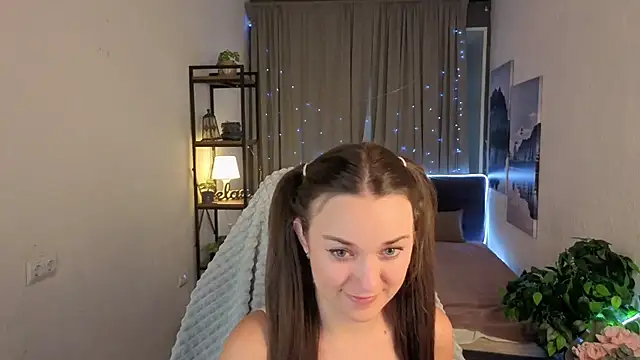 Madison Golden online show from November 14, 7:52 am