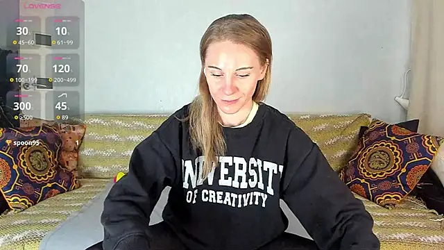 Amalia Mio online show from April 8, 8:27 am