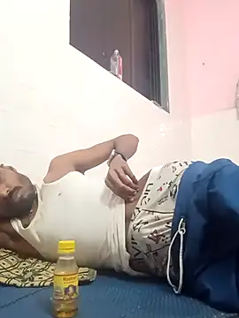 Sameer shaikh31 online show from December 15, 9:53 pm