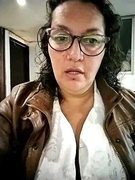 -saraqueen- online show from October 22, 4:01 pm