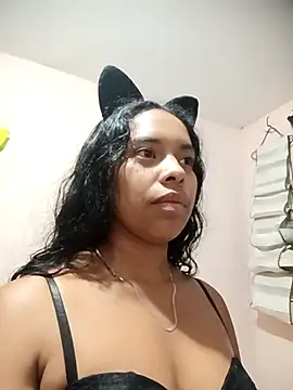 Amayavaldes online show from November 1, 2:37 am