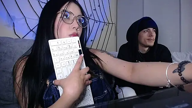  PandoyParker  online show from October 18, 12:46 am