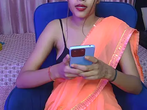 Snapshot of yours-angell chatting on October 16, 6:16 am yours-angell online show from October 16, 6:16 am