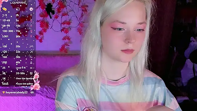 HoneyDazzle online show from October 24, 8:49 pm