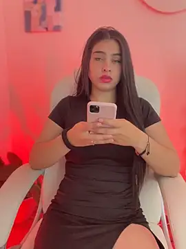 Snapshot of Iam_Valentinaaa chatting on October 17, 2:20 pm Iam Valentinaaa online show from October 17, 2:20 pm