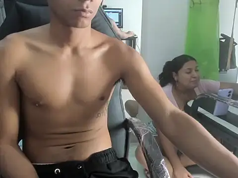 Baby Latin online show from November 12, 4:32 am