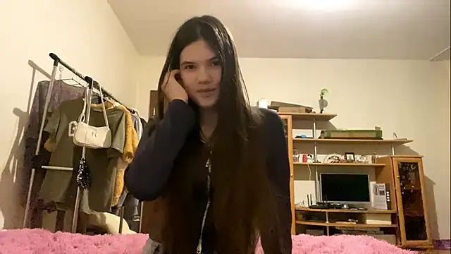 AlmetaBradicich online show from November 24, 4:31 pm