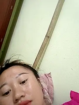 Snapshot of Ducky27021991 chatting on October 14, 6:05 am Ducky27021991 online show from October 14, 6:05 am