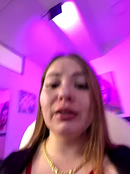 kattee adams online show from October 21, 1:04 pm