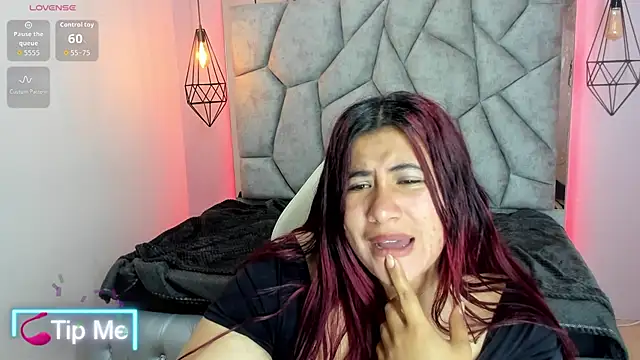 Addyy 02 online show from June 11, 12:32 am